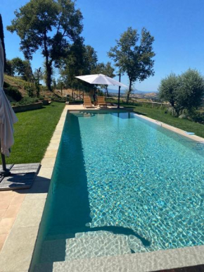 PODERE TORRICELLE 69B Pancole Gr, seaview infinity pool, jacuzzi, sauna, exclusive villa for 4 and independent extra suite for 2 in main villa with private ensuite bathroom, kitchenette, dining area f